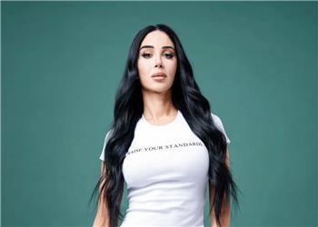 نشریات زرد، فیلمهای جنسی و شرمساری | خواننده زن میگوید زندگیاش را تباه کردند
