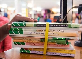 بازنویسی کتابهای درسی با محوریت جنگهای 12 و 40 روزه